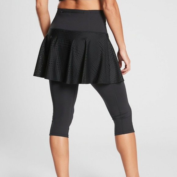 ATHLETA   A-Game 2 in 1 Crop Stash Pocket black Leggings w/ Skirt sz XS EUC - Picture 4 of 9
